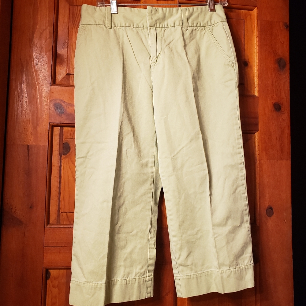Cute💙3/$25💙"Sonoma" light green capris